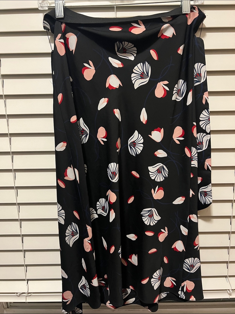 LOFT black and white top